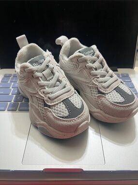 Reebok Kids White and Gray Chunky Athletic Sneakers